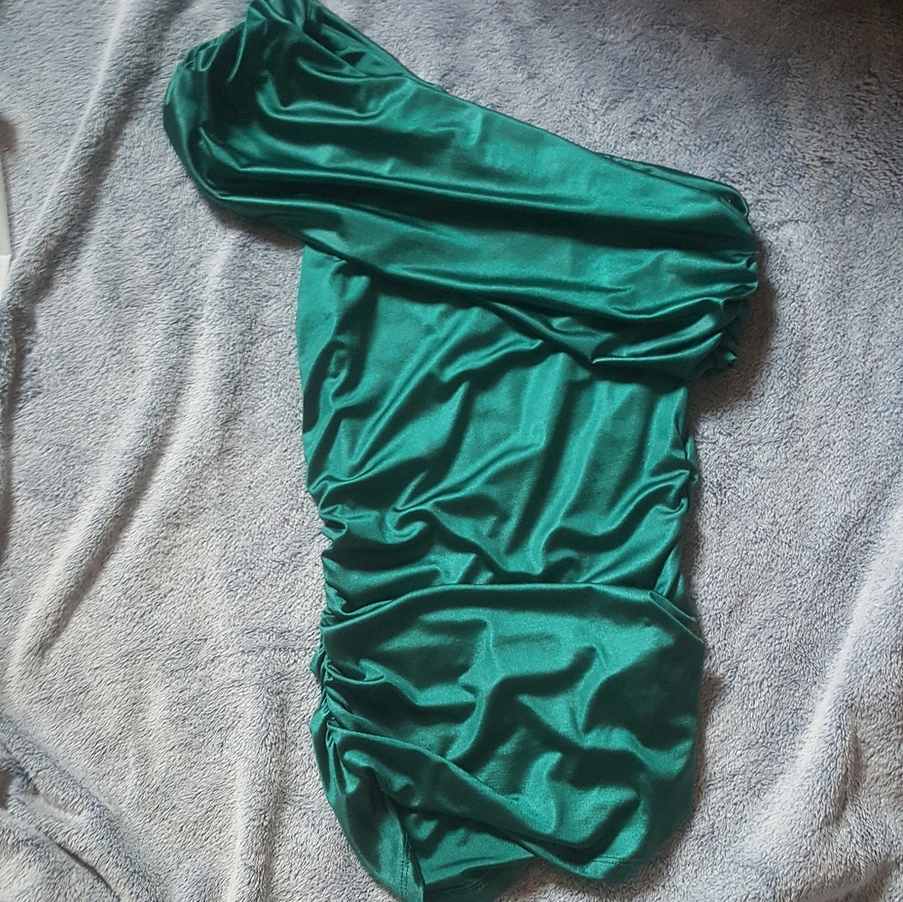 Green top Size Small